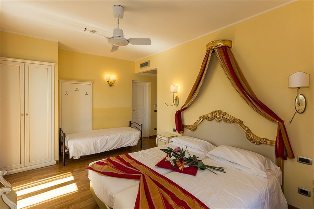 Hotel Britannia Excelsior Cadenabbia Exterior photo
